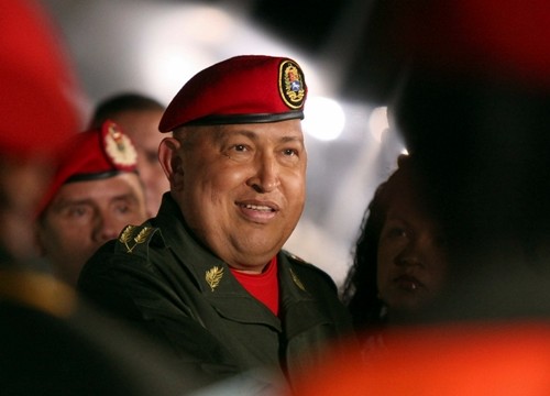 Hugo Chávez llama al voto con el recuerdo de la victoria en 2004