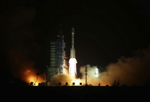 China lanza el primer módulo de su propia estación espacial