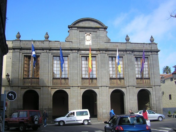 Imagen de archivo de la fachada del Ayuntamiento de La Laguna. | DA
