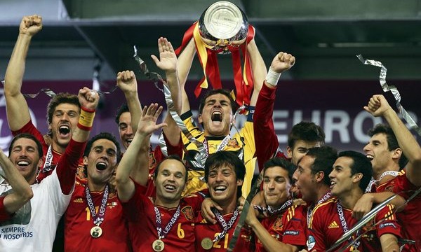 España sigue como sólido líder de la clasificación de la FIFA