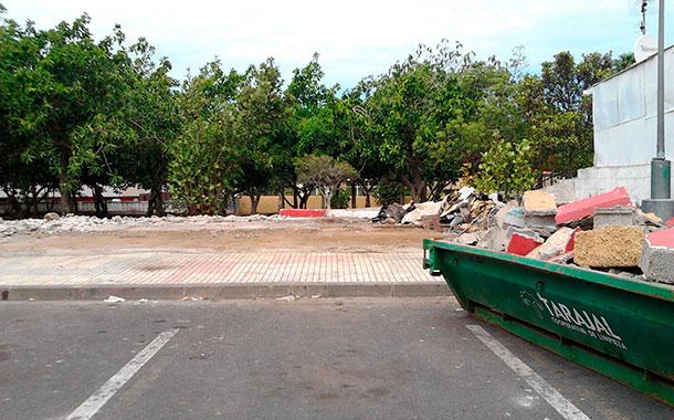 Demolinción autobar Victoria Puerto de la Cruz