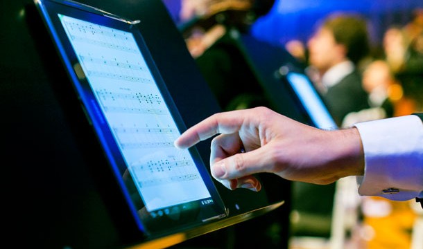 La Filarmónica de Bruselas, primera orquesta en leer partituras en tabletas