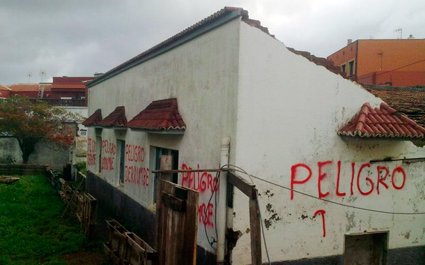 Centro social Anaruz N Timizar, tras la demolición parcial