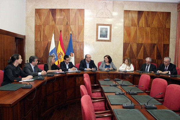 Reunión celebrada en La Palma para apoyar el desarrollo del proyecto de Parque Tecnológico y el Gran Telescopio de Canarias. | DA