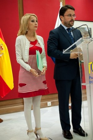 Navarro y Antona, ayer, durante la rueda de prensa. | FRAN PALLERO