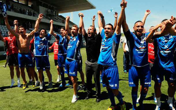 La fecha del 2 de junio será recordada como la del regreso al fútbol profesional en Hospitalet de Llobregat. | MOISÉS PÉREZ