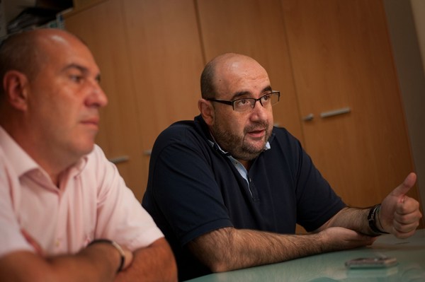Miguel Borra, presidente de CSI.F., junto al dirigente tinerfeño César Martínez (a la izquierda). | FRAN PALLERO