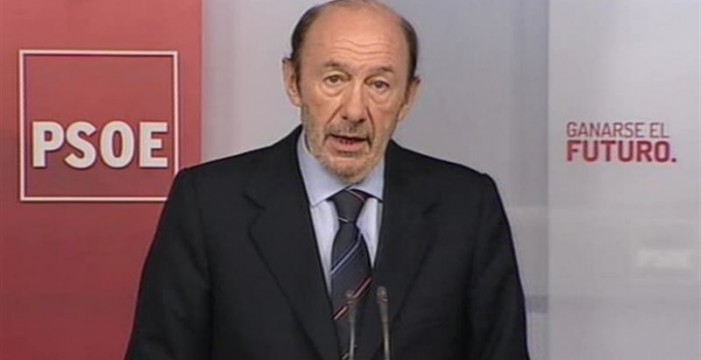 El PSOE "rompe relaciones" con el PP y pide la dimisión de Rajoy