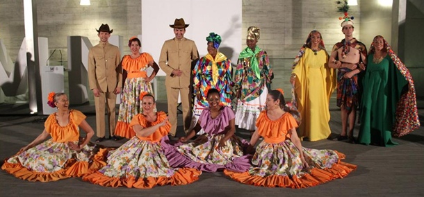 grupo folclórico Yacambú.