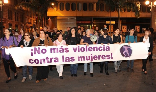 Las españolas, entre las europeas que dicen haber sufrido menos episodios de violencia física o sexual