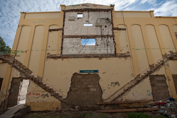 El antiguo teatro Pérez Minik se encuentra en un importante estado de deterioro. | F. P.