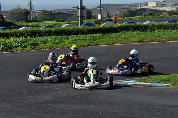 La prueba tinerfeña del Autonómico fue organizada por la Federación Tinerfeña, que en 2013 ha vuelto a fallar con el Karting. / javi díaz (motorchicharrero.com)