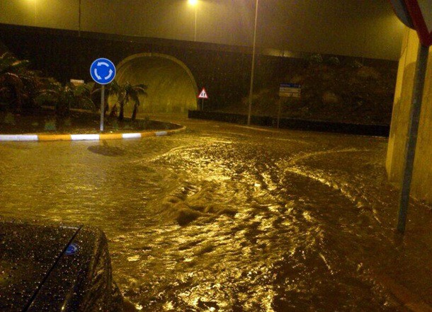Túnel de la Vía de ronda inundado. | @EnAbiertotv.