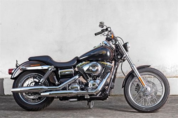 Harley-Davidson modelo Dyna Super Glide