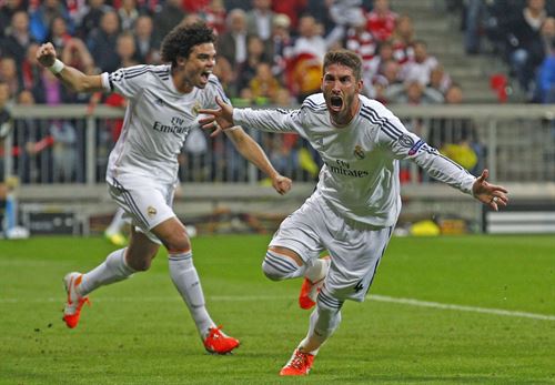 Sergio Ramos celebra su primer tanto. | REUTERS