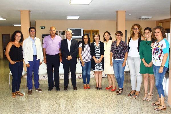 Abreu informó a los representantes municipales del sur de la Isla de las políticas sociales del Cabildo. / DA