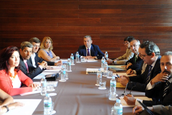 Reunión del Comité de Inversiones, convocado ayer por el presidente del Gobierno, Paulino Rivero. / DA