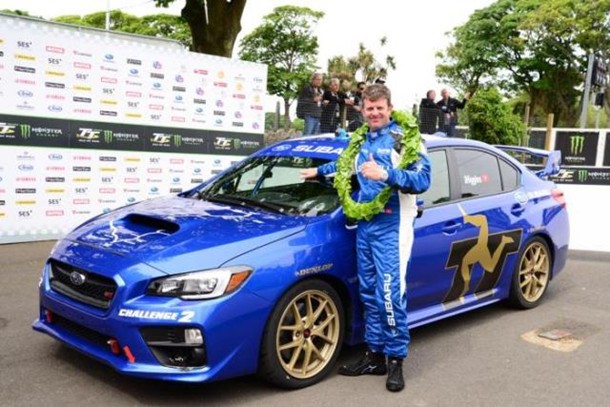 Subaru WRX STI su piloto Mark Higgins bate récord Isla de Man