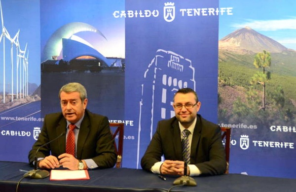 Aurelio Abreu y Miguel Ángel Pérez, en una rueda de prensa / DA