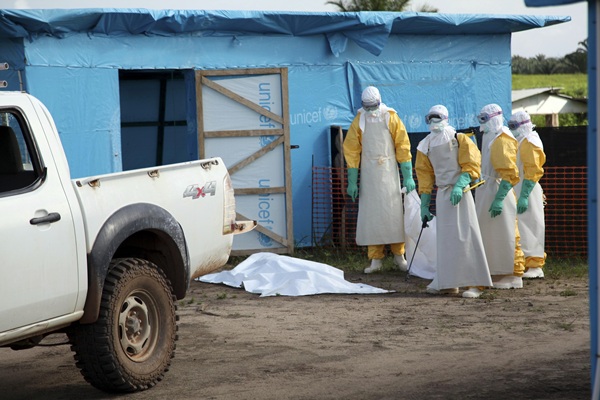 Las autoridades sanitarias alertan de la rápida propagación del virus en todo el continente africano. / REUTERS