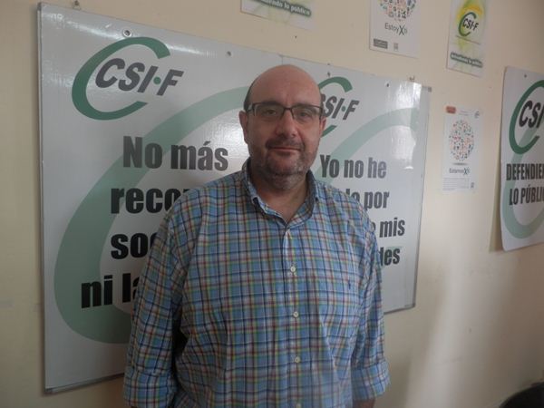 Miguel Borra, ayer en la sede de CSI.F en Santa Cruz de Tenerife. / DA