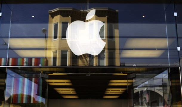 Apple Store acusada de racismo tras echar a estudiantes negros en Australia