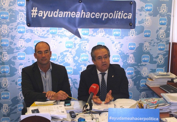 Guillermo Meca y Antonio Alarcó, ayer durante la rueda de prensa. / DA