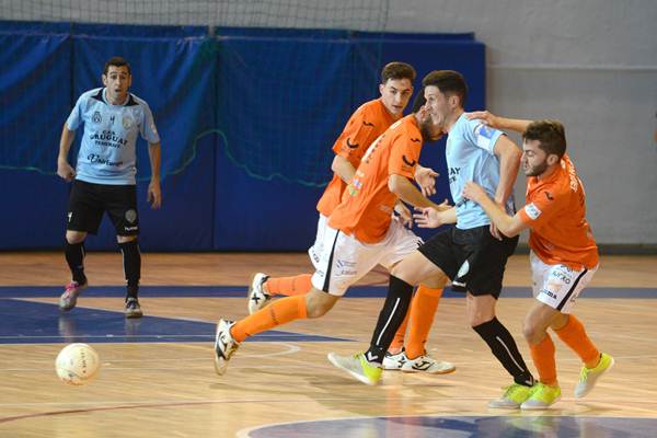 El renovado Uruguay Tenerife se enfrenta al octavo clasificado de la competición. | DA