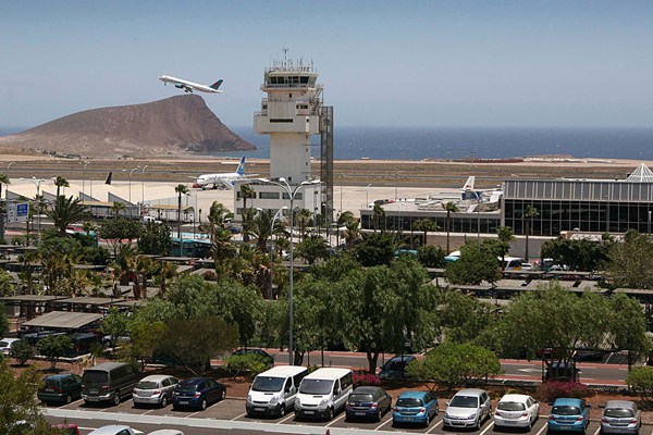 Aeropuerto Tenerife Sur. / DA