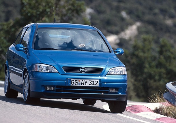 Opel Astra OPC 1999