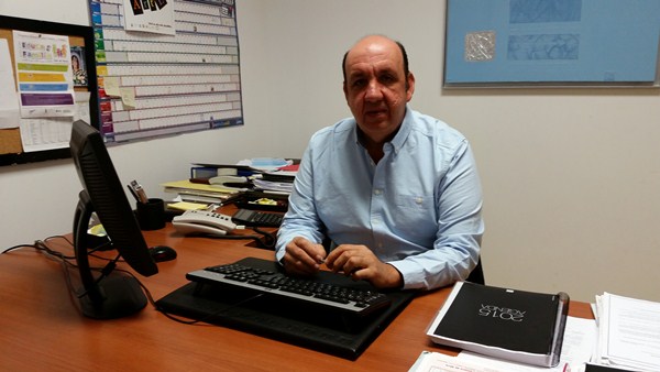 Pedro Andrés González está satisfecho con la continuidad de la prestación del servicio. / DA