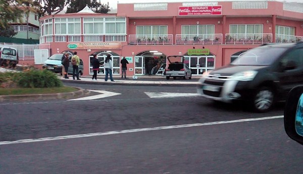 Imágenes del resultado del asalto. / LOS JARDINEROS 