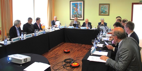 Eduardo Doménech presidió la reunión. / DA
