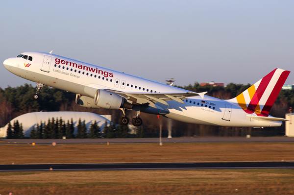 Un A320 de Germanwings, el mismo tipo de avión que se ha siniestrado. | Kevin K.