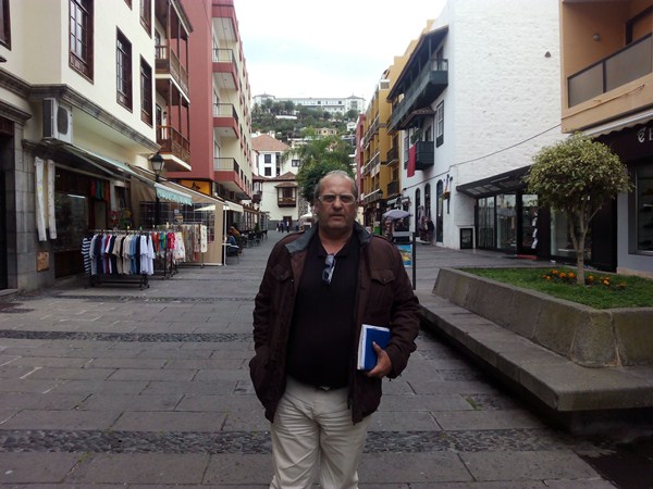 Javier Jiménez es el cabeza de lista de la nueva formación política en la ciudad turística. / DA