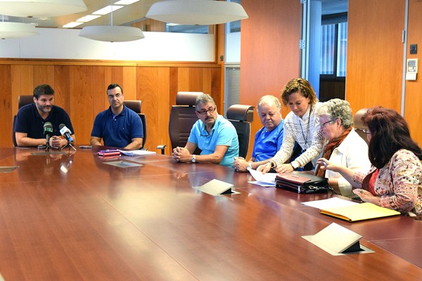 José Ángel Martín presidió la reunión celebrada ayer en la Gerencia Municipal de Urbanismo. / DA