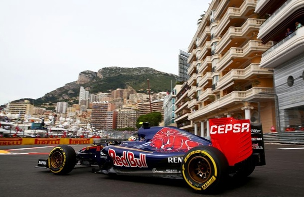Carlos Sainz, tras una gran calificación, saldrá desde el pit-lane tras ser sancionado. | DA