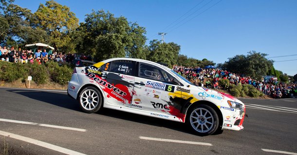 Cristian García (Mitsubishi Lancer Evo X) en el Rally de Sierra Morena. | DA