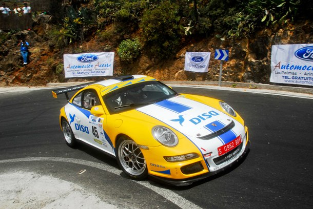 Enrique Cruz (Porsche 911 GT3) durante una prueba anterior. | DA