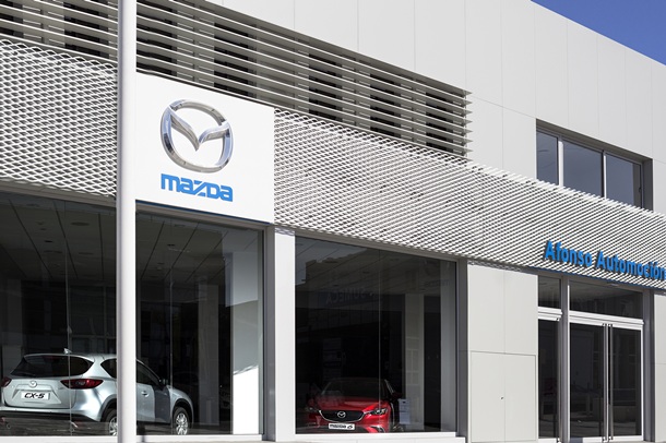 Nuevas instalaciones de Mazda Canarias en nuevas instalaciones en El Mayorazgo. | DA