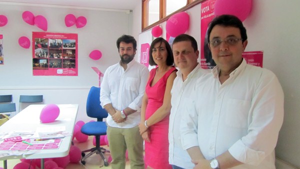 Gustavo González, Beatriz Pérez, Miguel del Pino y José Manuel Marrero, en la sede de UPyD. / DA