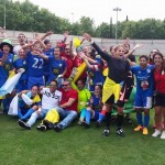 Las chicas celebrando el ascenso en Sevilla. | Facebook del UDG Tenerife Sur