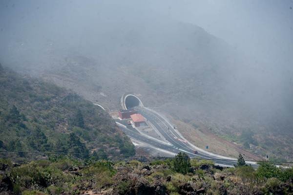 El tramo que resta por construir de la carretera de cierre del anillo insular es el que une El Tanque y Santiago del Teide. | FRAN PALLERO