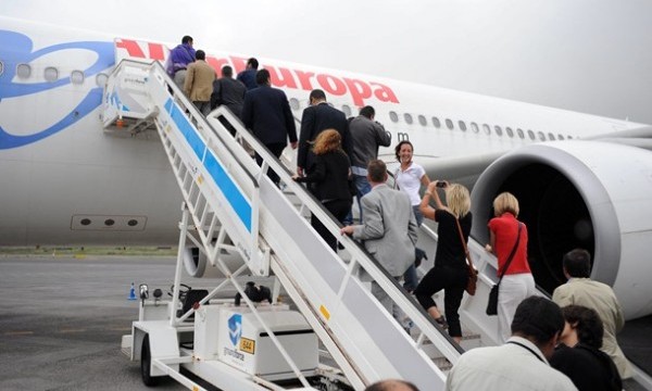 Fomento investiga a Air Europa por posible fraude con las subvenciones de transporte de residentes