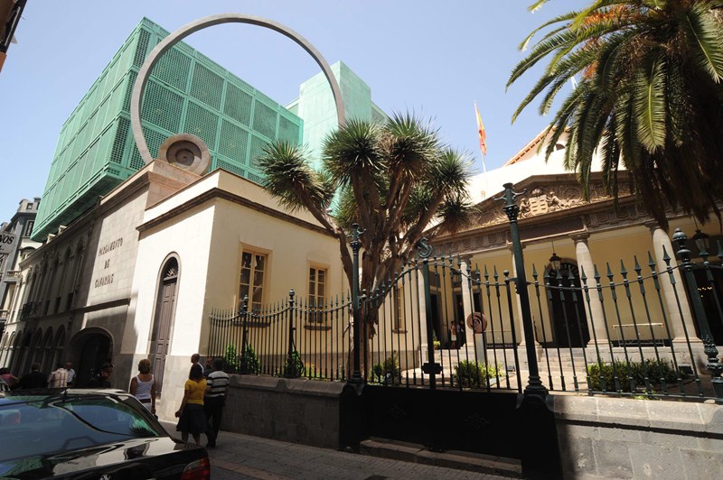 El Parlamento de Canarias aprobó, el pasado febrero, la tramitación de la proposición de ley. / F. P.