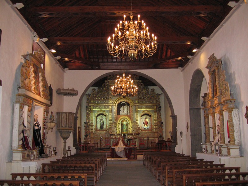 Interior de la ermita de San Antonio de Padua, declarada BIC. / DA