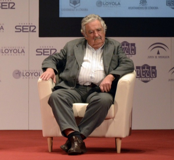 José Mujica, expresidente de Uruguay, participó en el foro celebrado en Córdoba. / JOSÉ LUIS CÁMARA