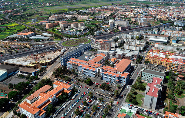 Vista aérea de la sede central de la Universidad de La Laguna. / DA