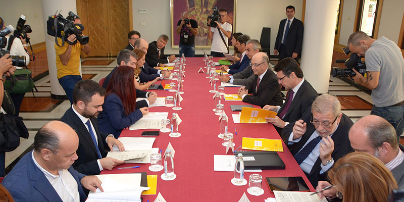 Comisión bilateral Administración General del Estado-Canarias