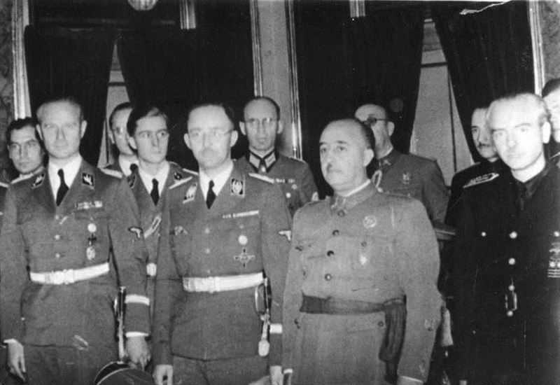 Franco junto a Himmler. / WIKIPEDIA